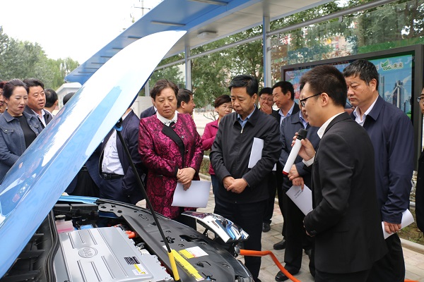 市委副書記、市長王奮彥帶隊(duì)觀摩督查公司項(xiàng)目建設(shè)工作(圖2)