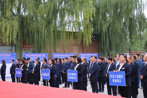 市委副書記、市長王奮彥帶隊(duì)觀摩督查公司項(xiàng)目建設(shè)工作(圖4)